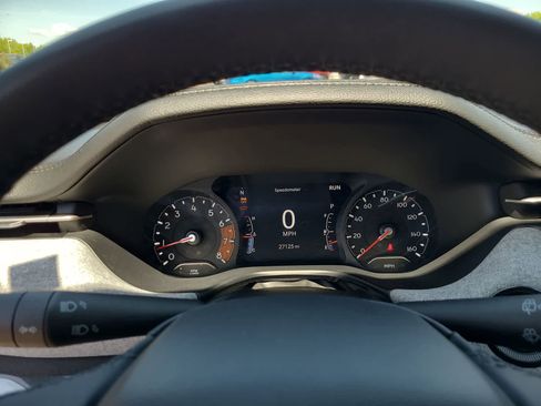 Used 2023 Jeep Compass Latitude w/ Sun and Sound Group AWD/4WD image 26