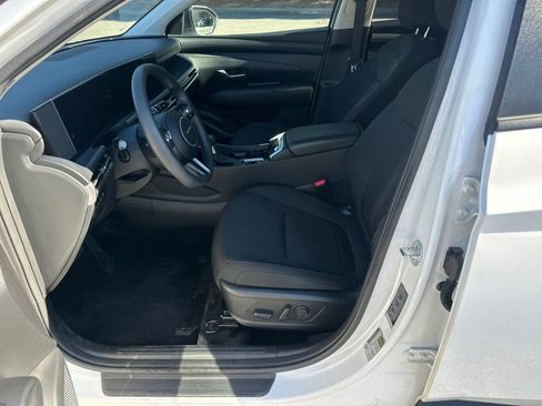Used 2025 Hyundai Tucson SEL image 9