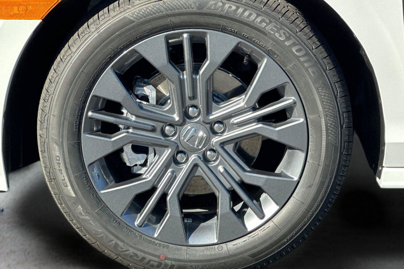 New 2027 Honda Odyssey Touring image 32