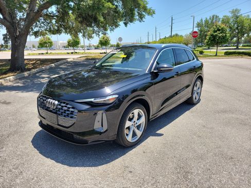 Used 2025 Audi Q5 Prestige AWD/4WD image 8