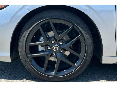 Used 2025 Honda Civic Sport image 41