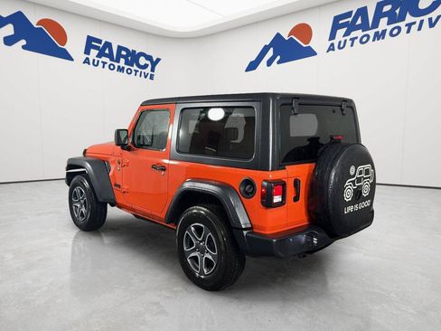 Used 2023 Jeep Wrangler Sport AWD/4WD image 3