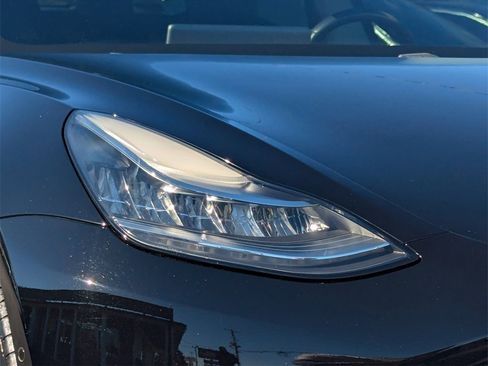 Used 2018 Tesla Model 3 Long Range image 26