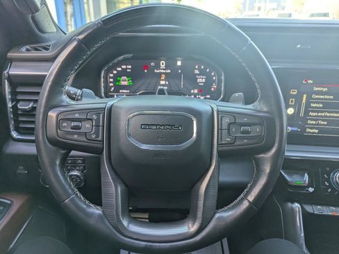 Used 2022 GMC Sierra 1500 Denali Ultimate AWD/4WD image 6