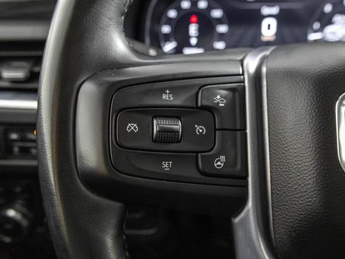 Used 2023 GMC Yukon SLT w/ SLT Luxury Package AWD/4WD image 25