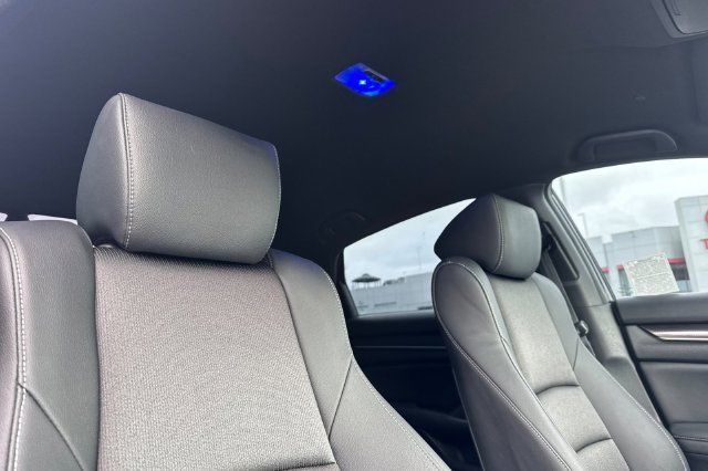Used 2019 Honda Accord Sport image 18