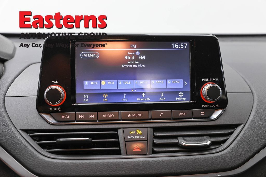 Used 2023 Nissan Altima 2.5 S FWD image 18