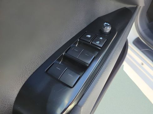 Used 2025 Toyota Camry LE image 17