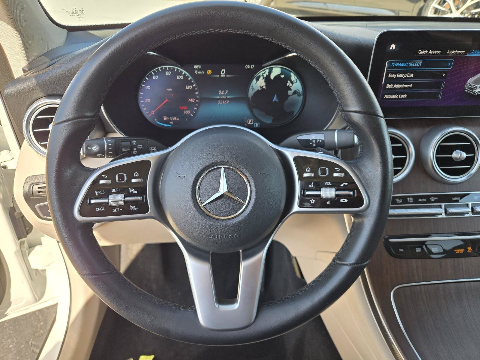 Used 2022 Mercedes-Benz GLC 300 w/ Premium Package Lite image 15
