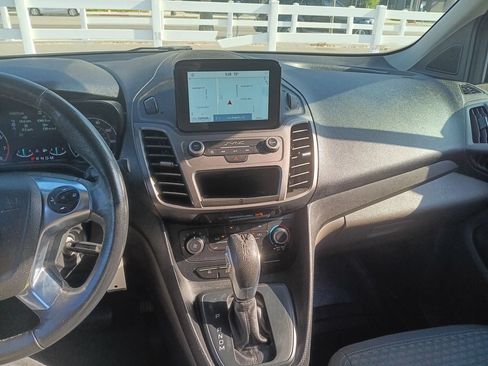 Used 2019 Ford Transit Connect XLT FWD image 19