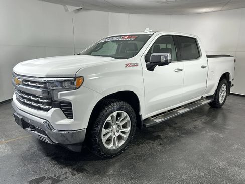 Used 2024 Chevrolet Silverado 1500 LTZ AWD/4WD image 4