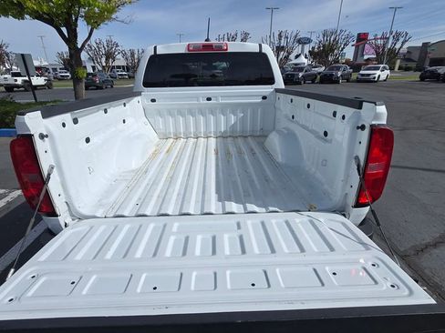 Used 2017 Chevrolet Colorado W/T w/ WT Convenience Package AWD/4WD image 25