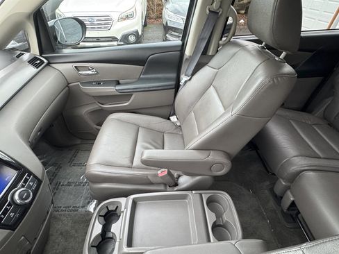 Used 2016 Honda Odyssey EX-L image 33