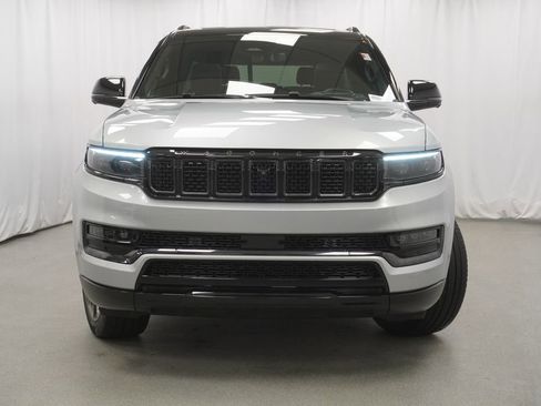 Certified 2025 Jeep Grand Wagoneer L Series II Obsidian w/ Quick Order Packagew 28T AWD/4WD image 7