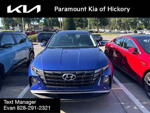 Used 2023 Hyundai Tucson SEL FWD image 2