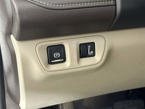 Used 2018 GMC Acadia Denali w/ Technology Package image 14