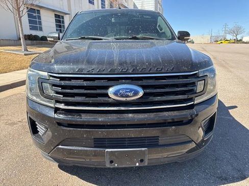 Used 2019 Ford Expedition Limited w/ Equipment Group 303A image 2