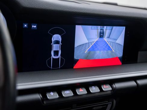 Used 2020 Porsche 911 Carrera S image 23