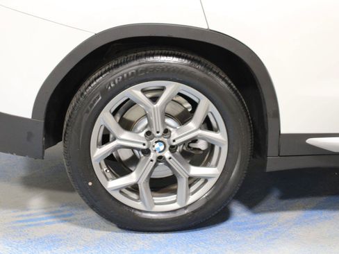 Used 2024 BMW X3 xDrive30i w/ Premium Package AWD/4WD image 37