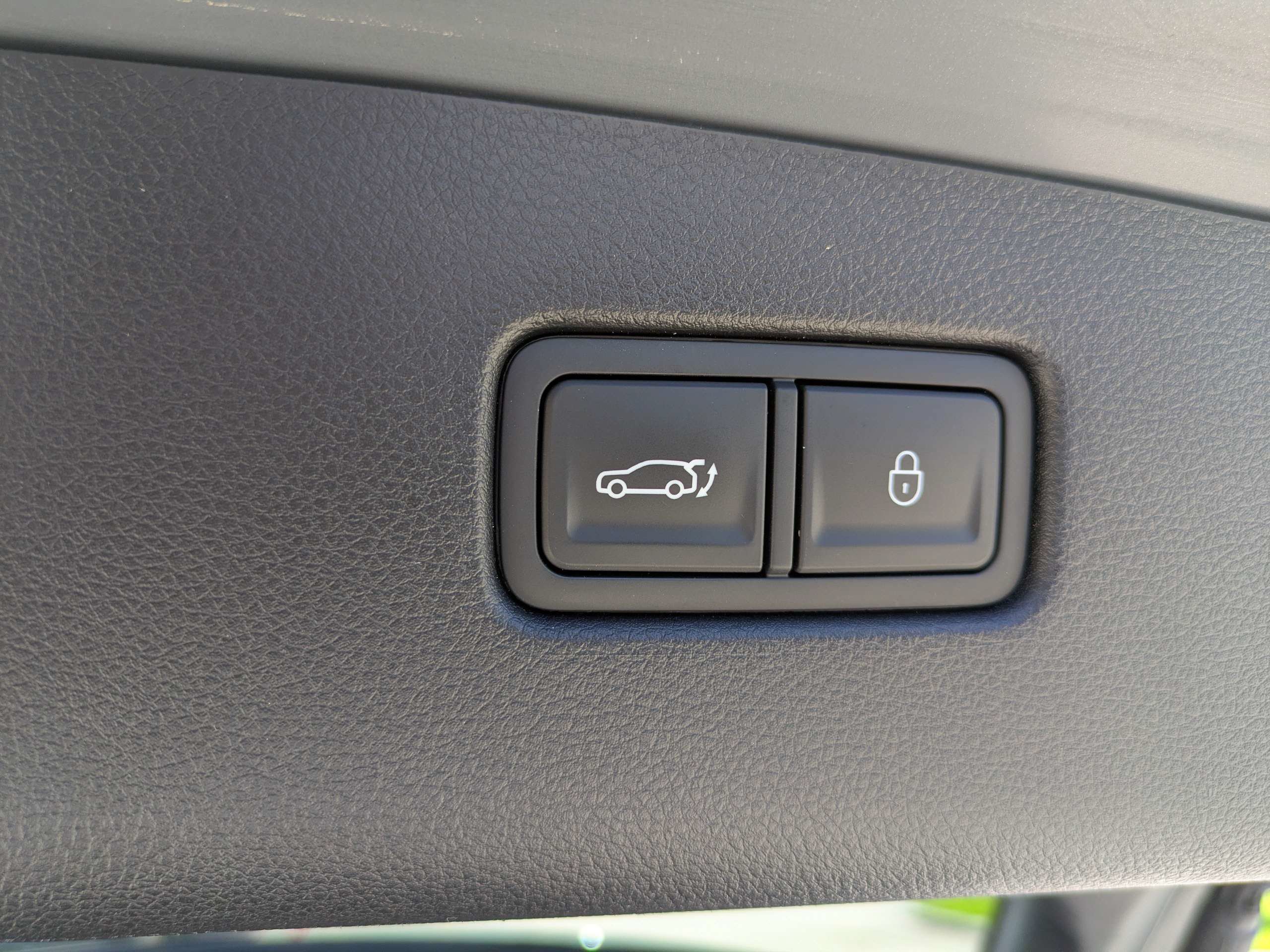 Certified 2023 Genesis GV70 2.5T w/ Sport Prestige Package AWD/4WD image 12