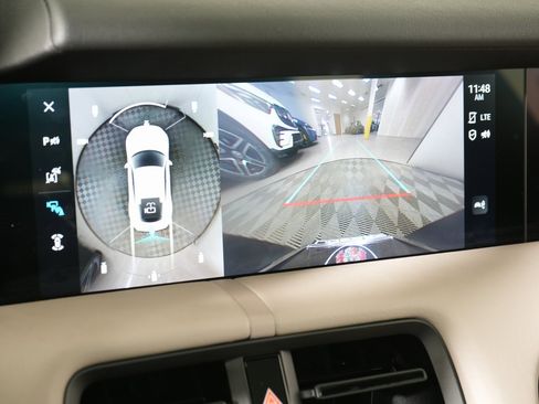 Used 2023 Porsche Taycan 4S image 31