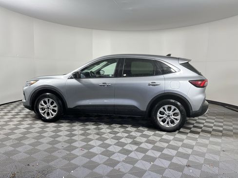 Used 2024 Ford Escape Active w/ Tech Pack #1 image 2