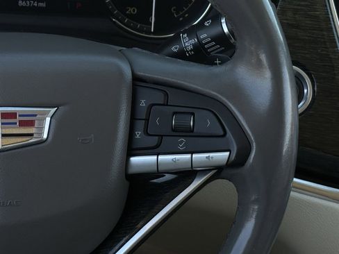 Used 2020 Cadillac XT6 Premium Luxury FWD image 15