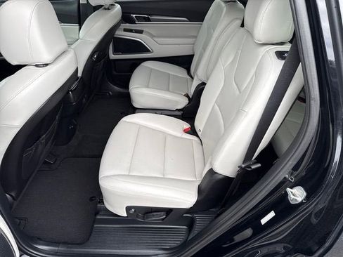 Used 2022 Kia Telluride S AWD/4WD image 11