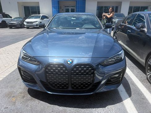 Used 2021 BMW 430i Coupe w/ M Sport Package RWD image 2