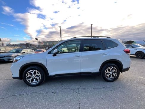 Used 2021 Subaru Forester Premium w/ Popular Package #1 image 5