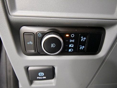 Used 2024 Ford F150 XLT image 18