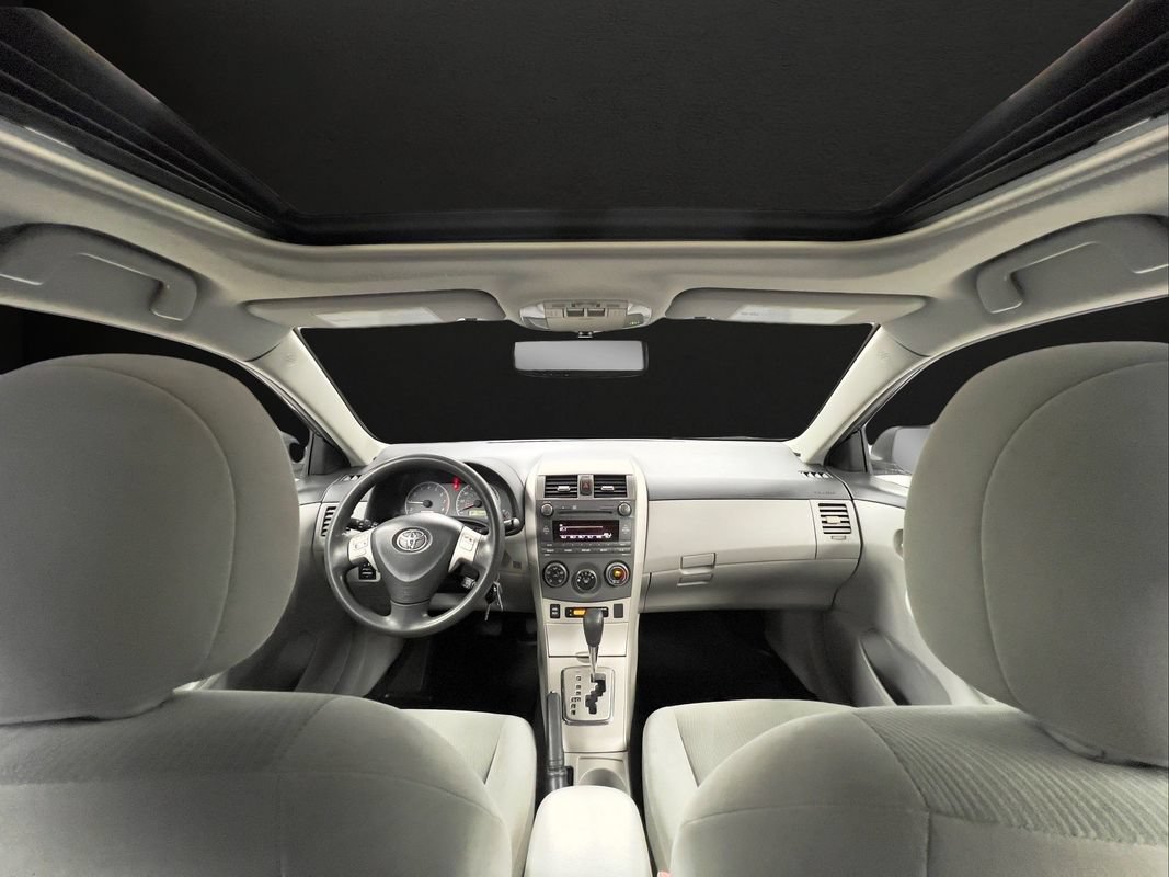 Used 2011 Toyota Corolla LE w/ Premium Pkg FWD image 19