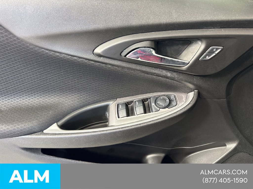 Used 2025 Chevrolet Malibu LT FWD image 13