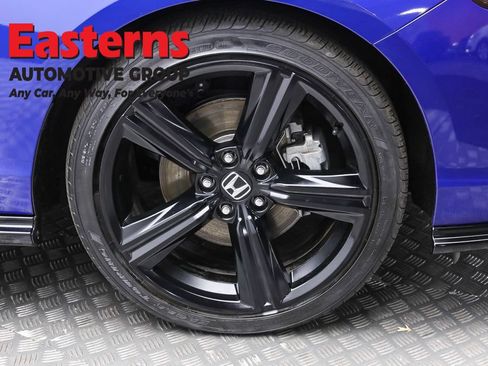 Used 2025 Honda Accord Sport image 31