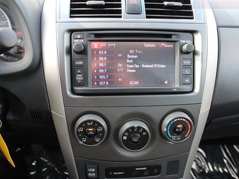 Used 2013 Toyota Corolla S w/ Premium Pkg FWD image 12