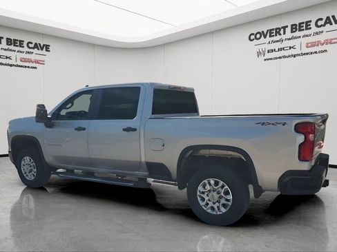 Used 2023 Chevrolet Silverado 2500 Custom w/ Custom Value Package image 6