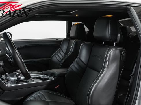 Used 2020 Dodge Challenger SRT Hellcat RWD image 24