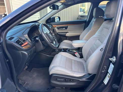 Used 2019 Honda CR-V Touring image 10