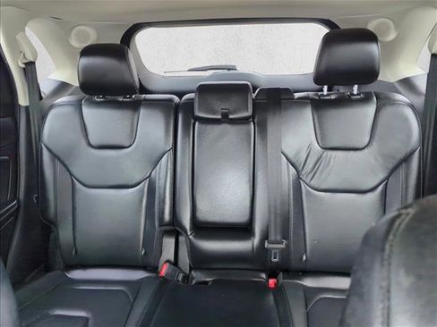 Certified 2018 Ford Edge Titanium w/ Technology Package image 21