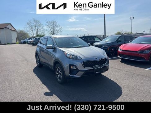 Used 2020 Kia Sportage LX AWD/4WD image 3