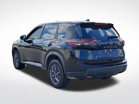 Used 2024 Nissan Rogue S AWD/4WD image 4