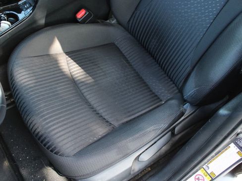 Used 2017 Toyota Prius Three w/ Carpet Mat Package FWD image 15