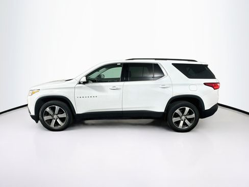 Used 2020 Chevrolet Traverse LT w/ LT Premium Package FWD image 4