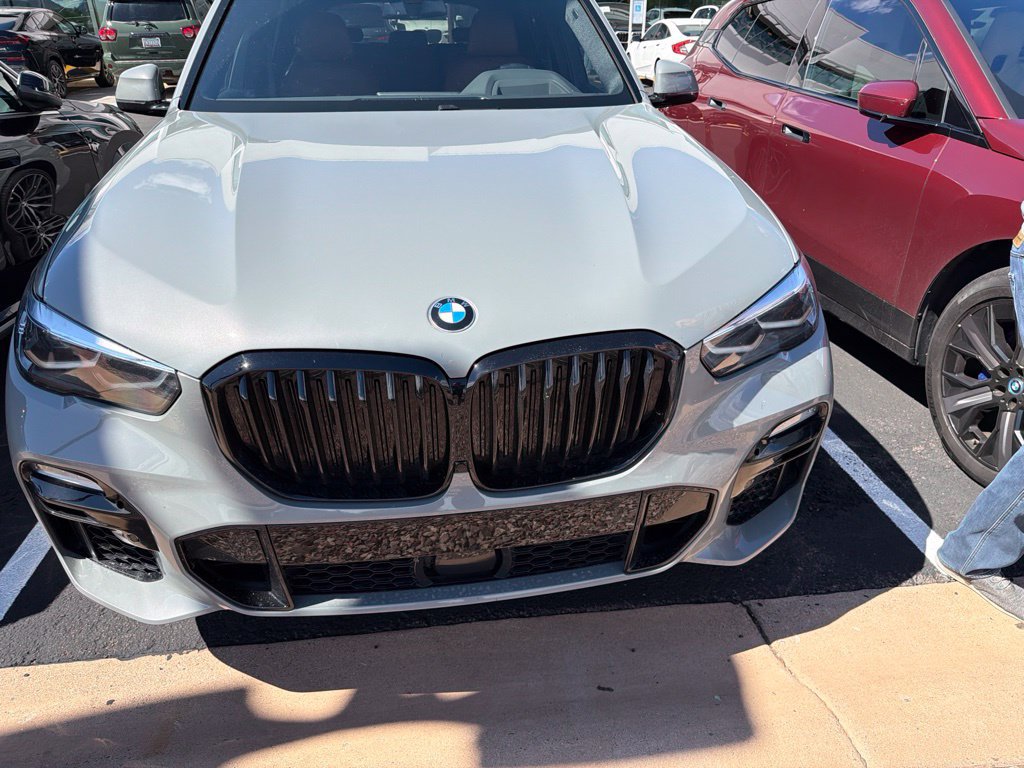 Used 2021 BMW X5 xDrive40i w/ M Sport Package AWD/4WD image 2