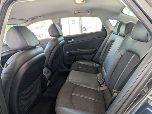 Used 2020 Kia Optima S image 8