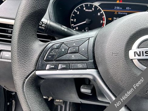Used 2022 Nissan Altima 2.5 SV FWD image 15