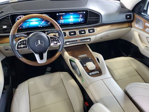 Used 2022 Mercedes-Benz GLS 450 4MATIC image 12