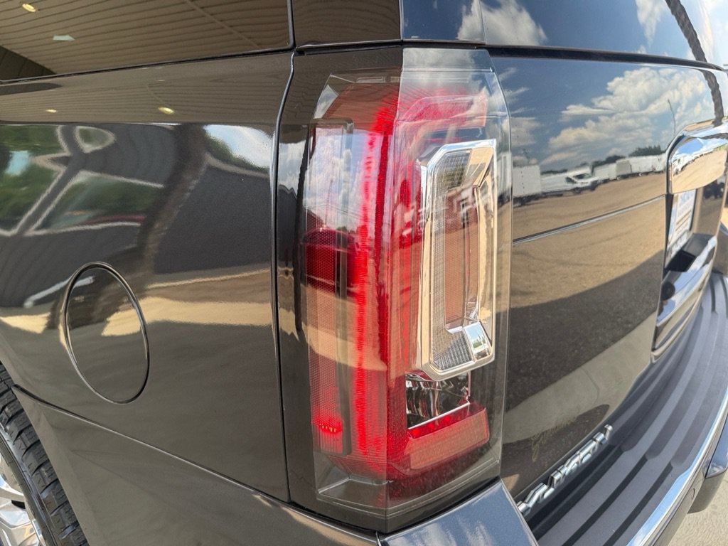 Used 2020 GMC Yukon Denali AWD/4WD image 45