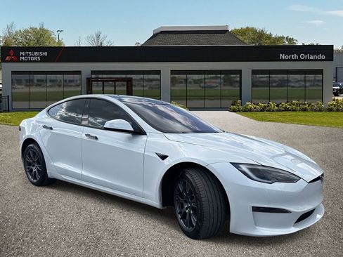 Used 2022 Tesla Model S Plaid image 7