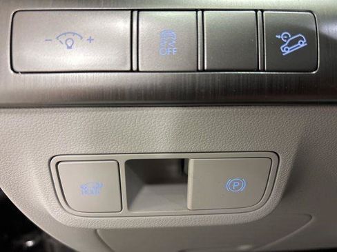 Certified 2026 Hyundai Kona Limited AWD/4WD image 11